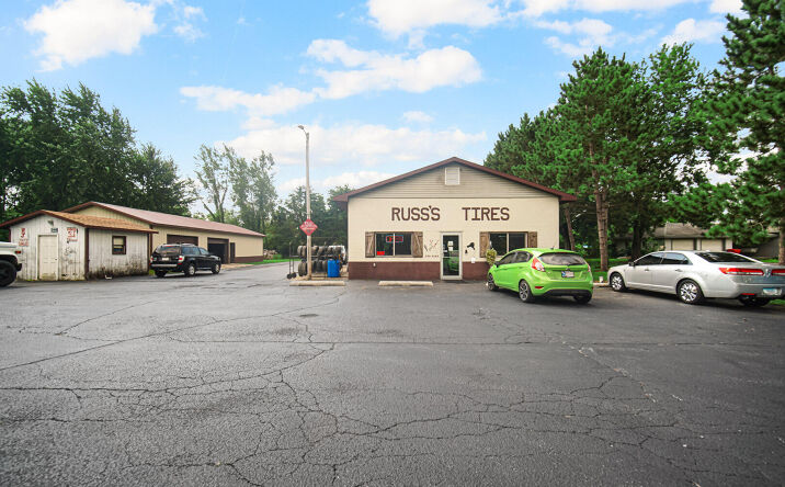 Pictures of Retail property located at 0115 W State Road, North Judson, IN 46366 for sales - image #1