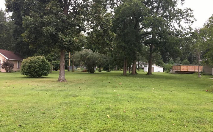 Pictures of Land property located at 0-Lot 4 S 1000 W, Rensselaer, IN 47978 for sales - image #1