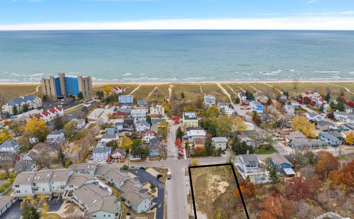 Pictures of Land property located at 403 Lake Shore Drive, Michigan City, IN 46360 for sales - image #1