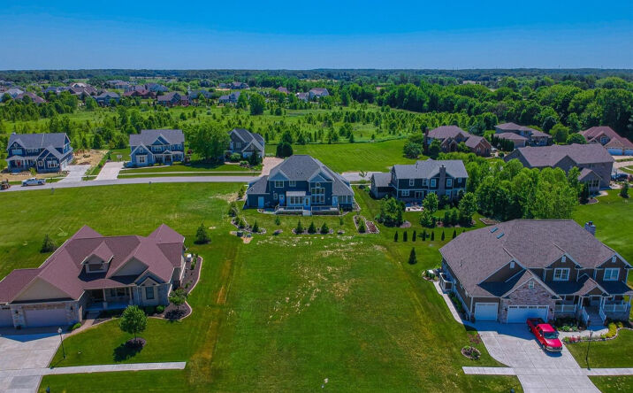 Pictures of Land property located at 1915 Toms Court, Chesterton, IN 46304 for sales - image #1
