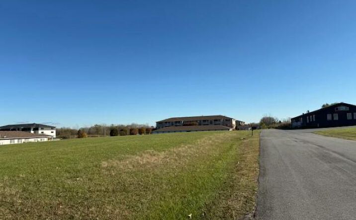 Pictures of Land property located at 7525 W Taft Street, Merrillville, IN 46410 for sales - image #1