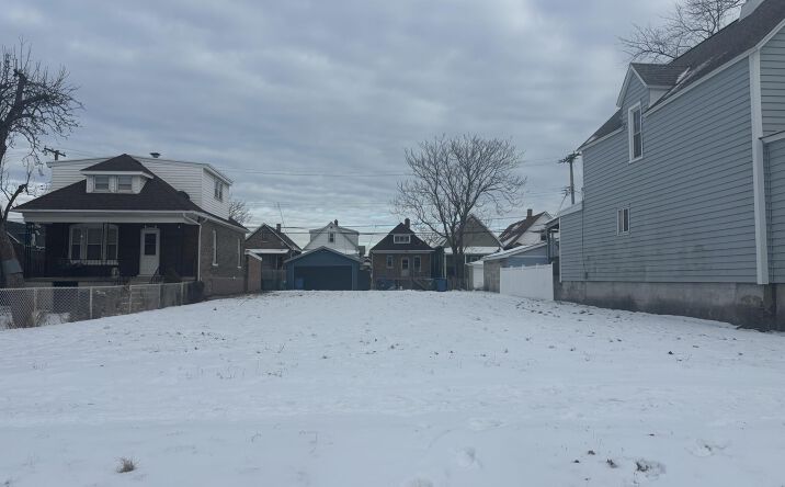 Pictures of Land property located at 1643 Roberts Avenue, Whiting, IN 46394 for sales - image #1