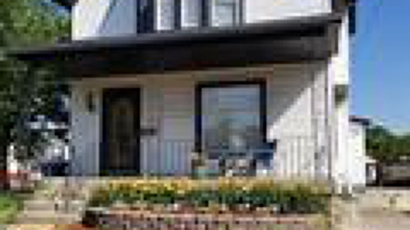 Pictures of Mixed Use, Retail property located at 108-122 W Commercial Avenue, Lowell, IN 46356 for sales - image #1
