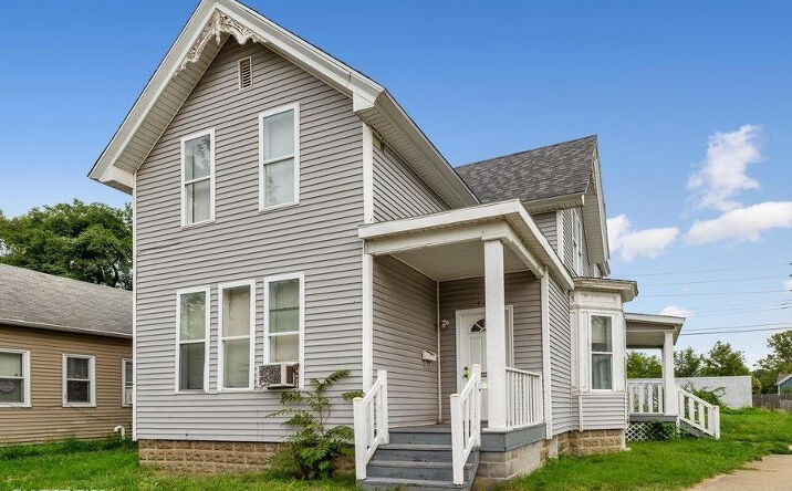 Pictures of Special Purpose property located at 424 E 10th Street, Michigan City, IN 46360 for sales - image #1