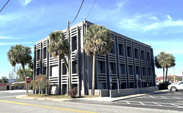 Pictures of Office property located at 116 NW Columbia Ave, Lake City, FL 32055 for sales - image #1
