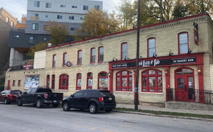 Pictures of Retail property located at 1850 N Water St, Milwaukee, WI 53202 for sales - image #1