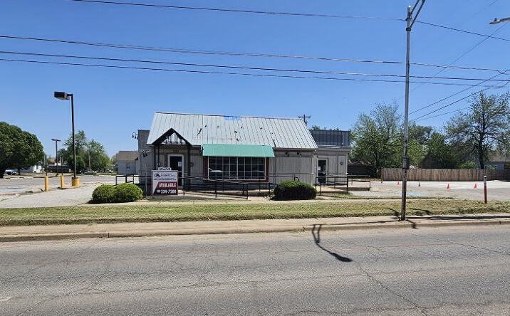Pictures of Retail property located at 309 S Van Buren St, Enid, OK 73701 for sales - image #1
