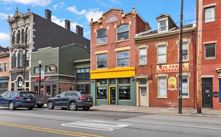 Pictures of Hospitality, Retail property located at 1811 E Carson St, Pittsburgh, PA 15203 for sales - image #1
