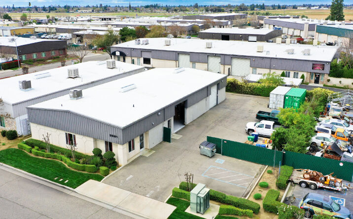Pictures of Industrial property located at 3961 N Ann Ave, Fresno, CA 93727 for sales - image #1
