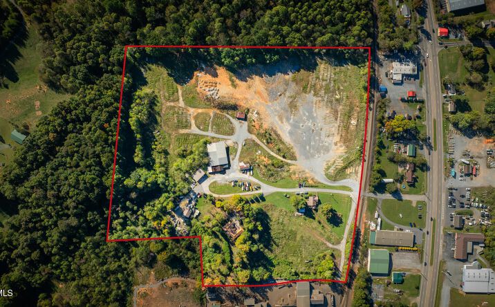 Pictures of Industrial, Land, Mixed Use, Self Storage, Special Purpose property located at 154 Salvage Lane, Johnson City, TN 37604 for sales - image #1