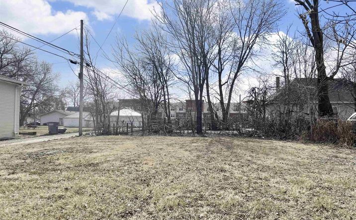 Pictures of Land property located at 509 E Monroe St, Kokomo, IN 46901 for sales - image #1