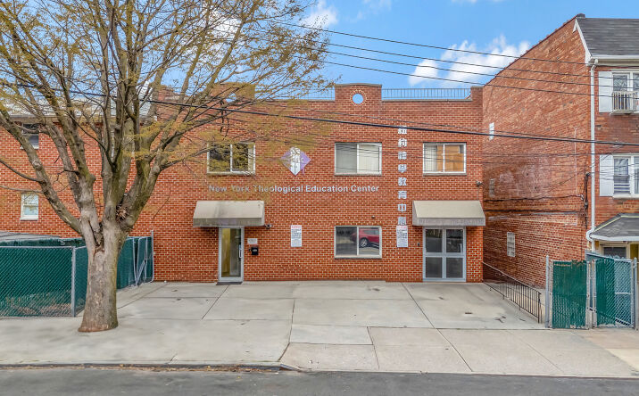 Pictures of Retail property located at 143-11 Willets Point Blvd, Queens, NY 11357 for sales - image #1