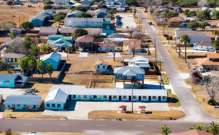 Pictures of Hospitality property located at 907 S Church St, Rockport, TX 78382 for sales - image #1