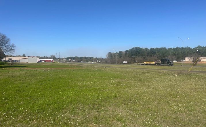 Pictures of Special Purpose property located at TBD S East End Blvd, Marshall, TX 75670 for sales - image #1