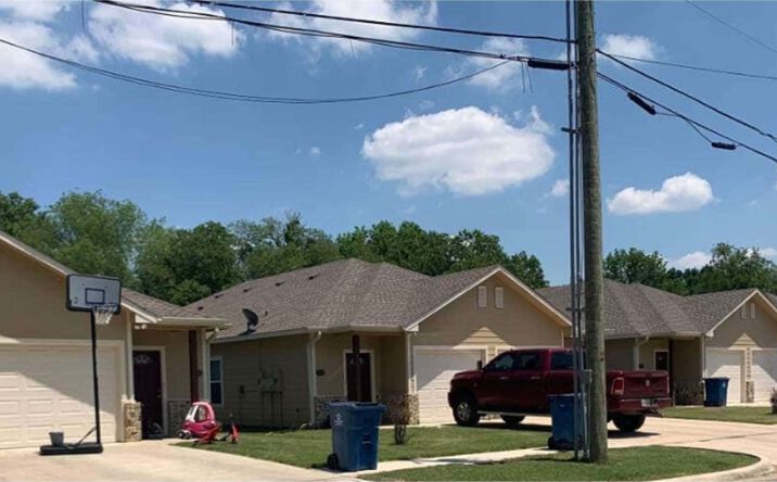 Pictures of Multifamily property located at 801 S Wilson St, Kaufman, TX 75142 for sales - image #1