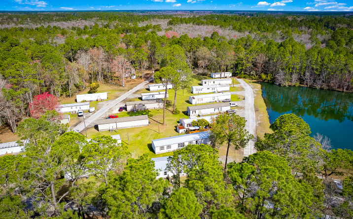 Pictures of Mobile Home Park property located at 8101 Elim Church Road NE, Hinesville, GA 31313 for sales - image #1