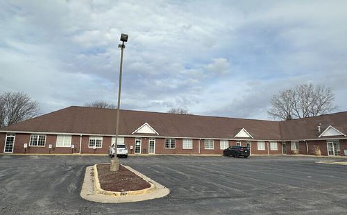 Pictures of Office property located at 7264-7282 Argus Drive, Rockford, IL 61107 for sales - image #1