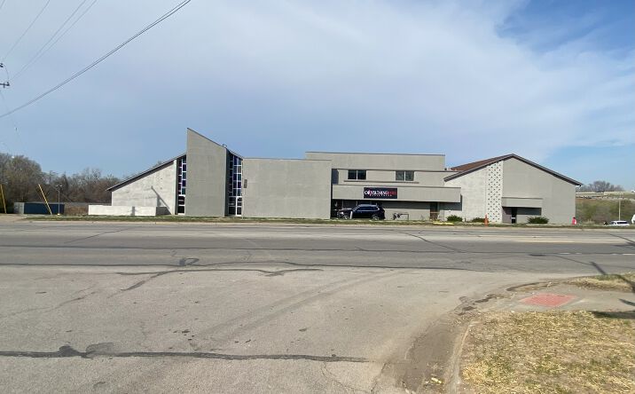 Pictures of Office property located at 10306 Blue Ridge Blvd, Kansas City, MO 64134 for sales - image #1