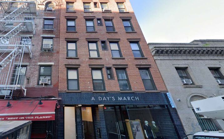 Pictures of Mixed Use, Multifamily, Retail property located at 32 Spring St, New York, NY 10012 for sales - image #1