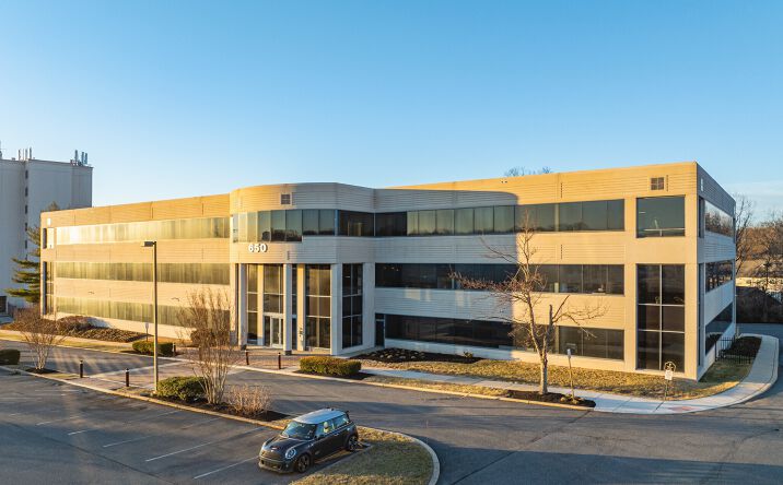 Pictures of Office property located at 650 Naamans Rd, Claymont, DE 19703 for sales - image #1