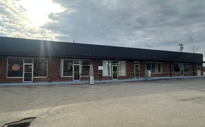 Pictures of Office property located at 200 N Main Street, Burkesville, KY 42717 for sales - image #1
