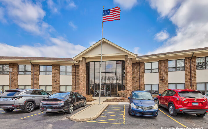 Pictures of Office property located at 5400 W Elm St, McHenry, IL 60050 for sales - image #1