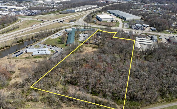 Pictures of Land property located at 9204 National Turnpike, Louisville, KY 40118 for sales - image #1