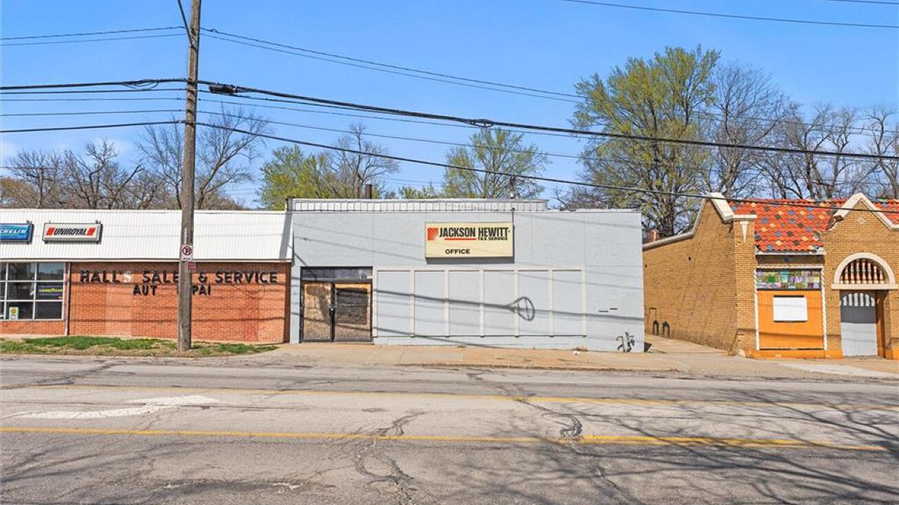 1308 E 63rd Street, Kansas City, MO 64110 | Crexi.com