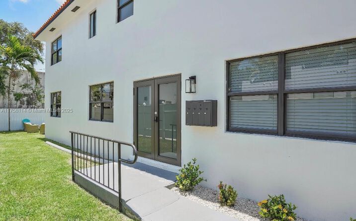 Pictures of Multifamily property located at 584 NW 30th St, Miami, FL 33127 for sales - image #1
