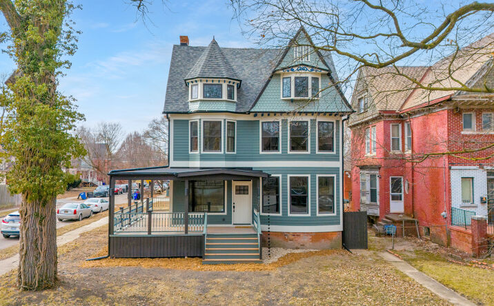 Pictures of Multifamily property located at 4301 Avery St, Detroit, MI 48208 for sales - image #1