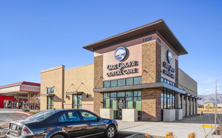 Pictures of Office, Retail property located at 1950 W Craig Rd, North Las Vegas, NV 89032 for sales - image #1