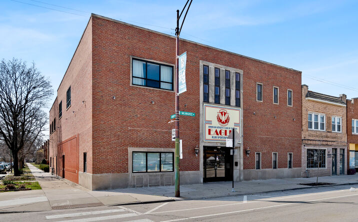 Pictures of Mixed Use, Office, Retail property located at 5844 N Milwaukee Ave, Chicago, IL 60646 for sales - image #1