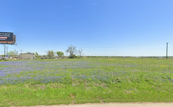 Pictures of Land property located at 388 Meadow Valley Loop, Jarrell, TX 76537 for sales - image #1