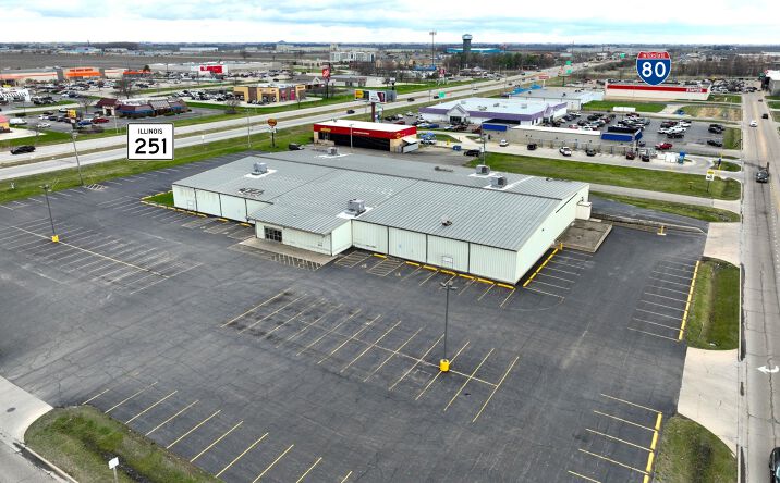 Pictures of Hospitality, Mixed Use, Retail property located at 1407 38th St, Peru, IL 61354 for sales - image #1