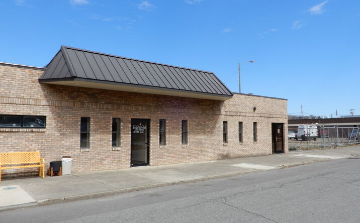 Pictures of Industrial, Office property located at 1424 Ohio Ave, Dunbar, WV 25064 for sales - image #1