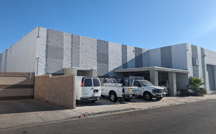 Pictures of Industrial property located at 3000 Builders Ave, Las Vegas, NV 89101, 3010 Builders Ave, Las Vegas, NV 89101 for sales - image #1