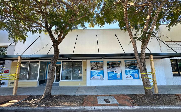 Pictures of Retail property located at 1532 Main St, Sarasota, FL 34236 for sales - image #1