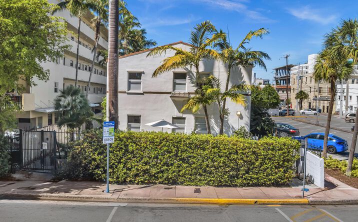Pictures of Multifamily property located at 1614 Jefferson Ave, Miami Beach, FL 33139 for sales - image #1