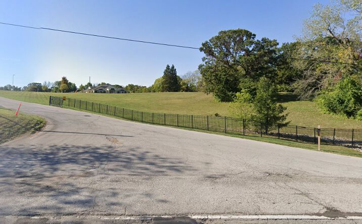 Pictures of Land property located at 19651 E US Hwy 40, Independence, MO 64055 for sales - image #1