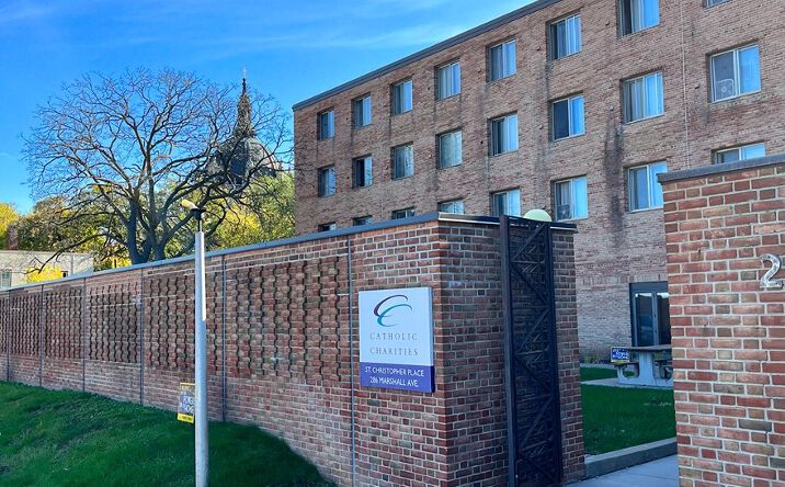 Pictures of Multifamily property located at 286 Marshall Ave, Saint Paul, MN 55102 for sales - image #1