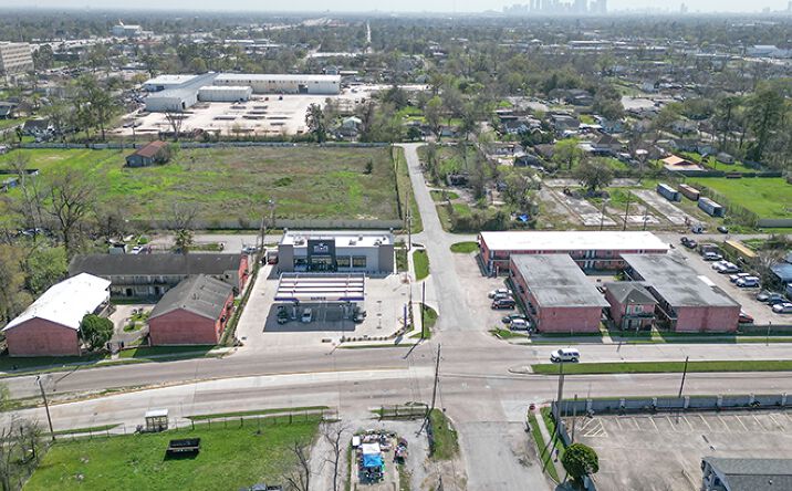 image of property at 3132 & 3214 TIDWELL RD Houston TX 77093