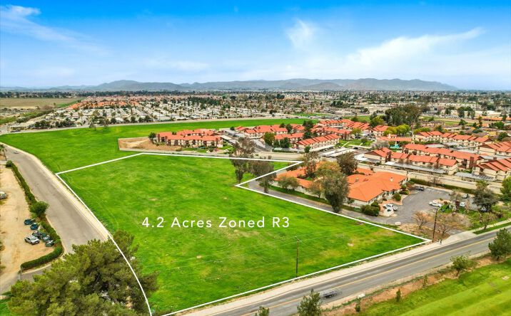 Pictures of Land property located at Chambers, Hemet, CA 92543 for sales - image #1