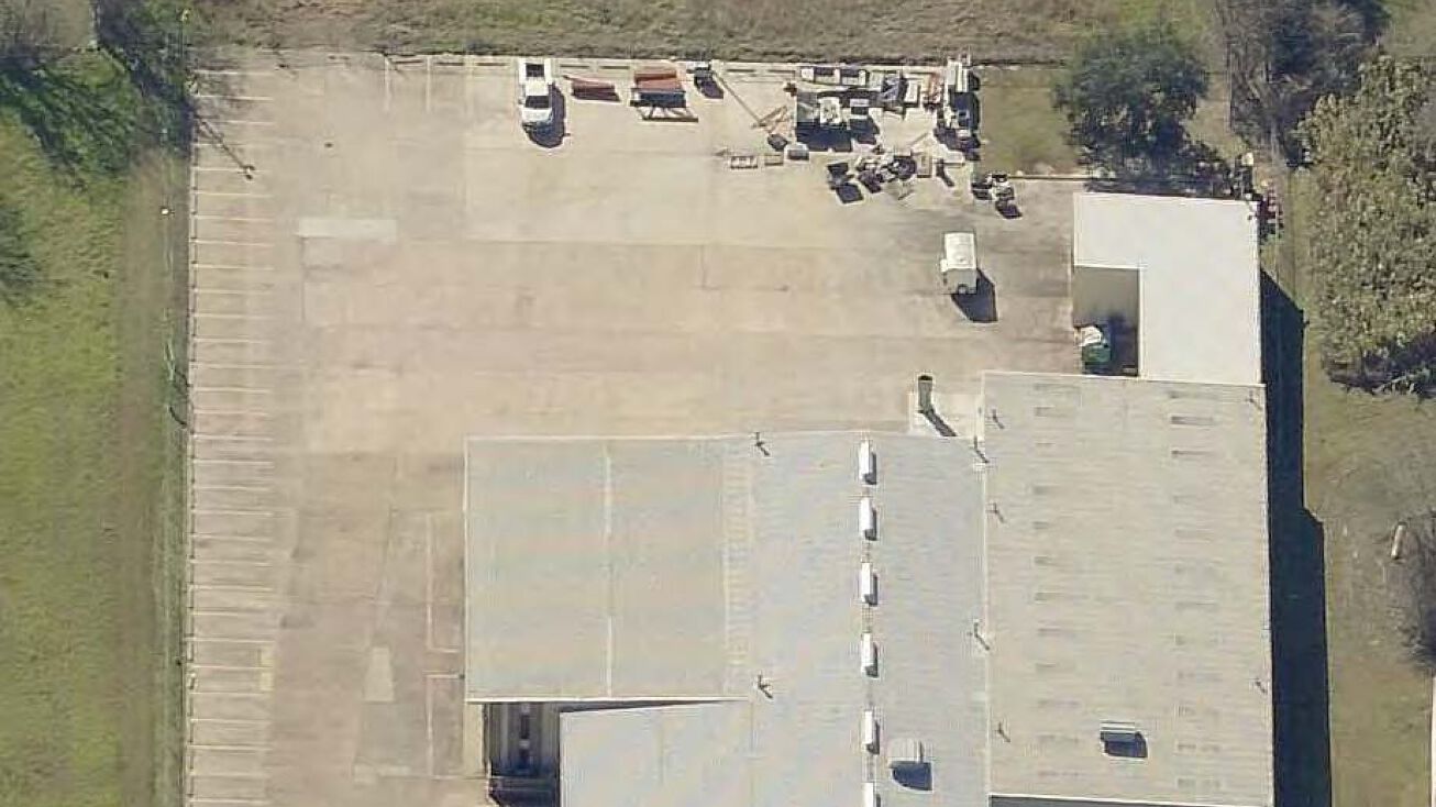 Pictures of Office, Industrial property located at 4723 Pinemont Dr, Houston, TX 77092 for sales - image #1