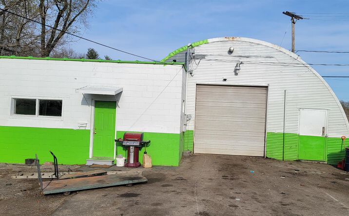 Pictures of Industrial, Retail property located at 1804 N PEORIA Road #1742, Springfield, IL 62702 for sales - image #1
