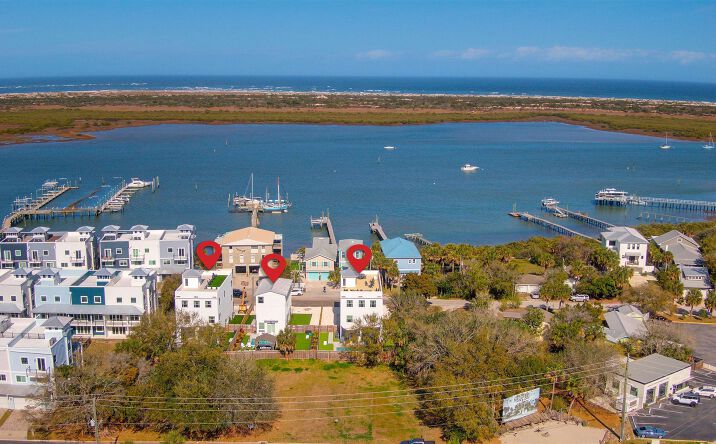Pictures of Multifamily property located at 16/18/20 Inlet Pl, St Augustine, FL 32080 for sales - image #1
