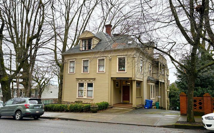 Pictures of Office, Mixed Use property located at 916 SW King Avenue, Portland, OR 97205 for sales - image #1