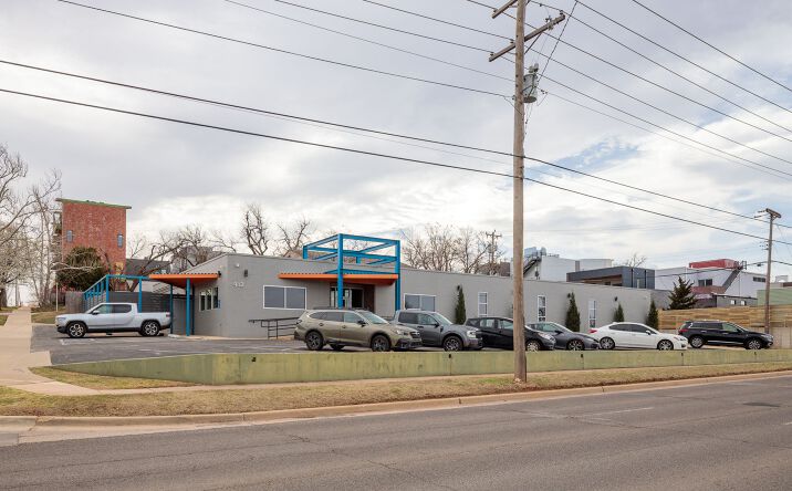 Pictures of Office property located at 912 N Classen Blvd, Oklahoma City, OK 73106 for sales - image #1