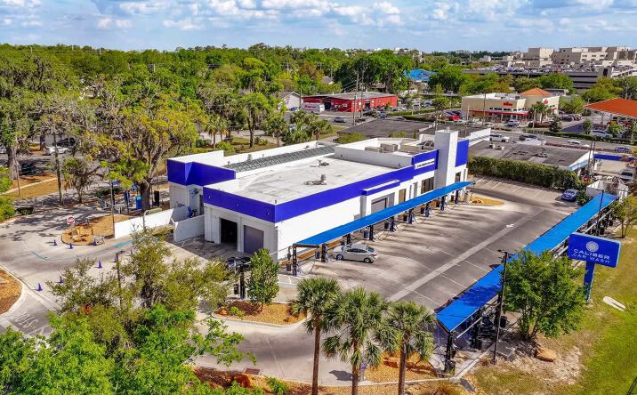Pictures of Retail, Special Purpose property located at 815 S Pine Ave, Ocala, FL 34471 for sales - image #1