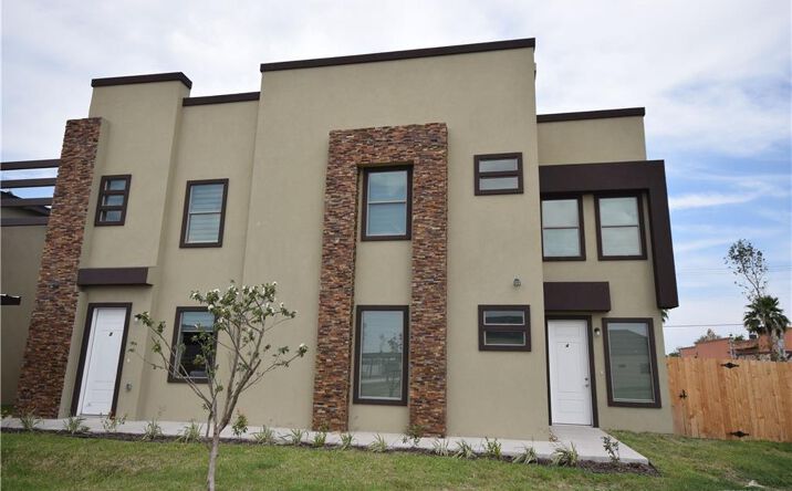 Pictures of Multifamily property located at 1202 Upas Drive, Edinburg, TX 78541 for sales - image #1