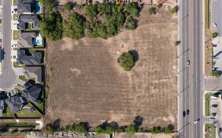 Pictures of Land property located at 605 N Shary Road, Mission, TX 78572 for sales - image #1